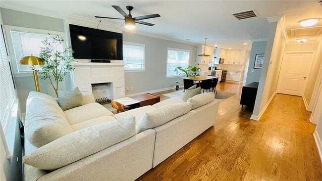 Building Photo - 2507 Ryne St NW