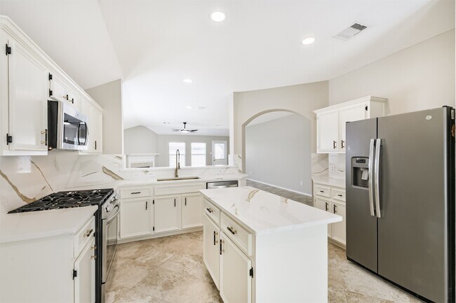 Building Photo - 26845 Iron Manor Ln