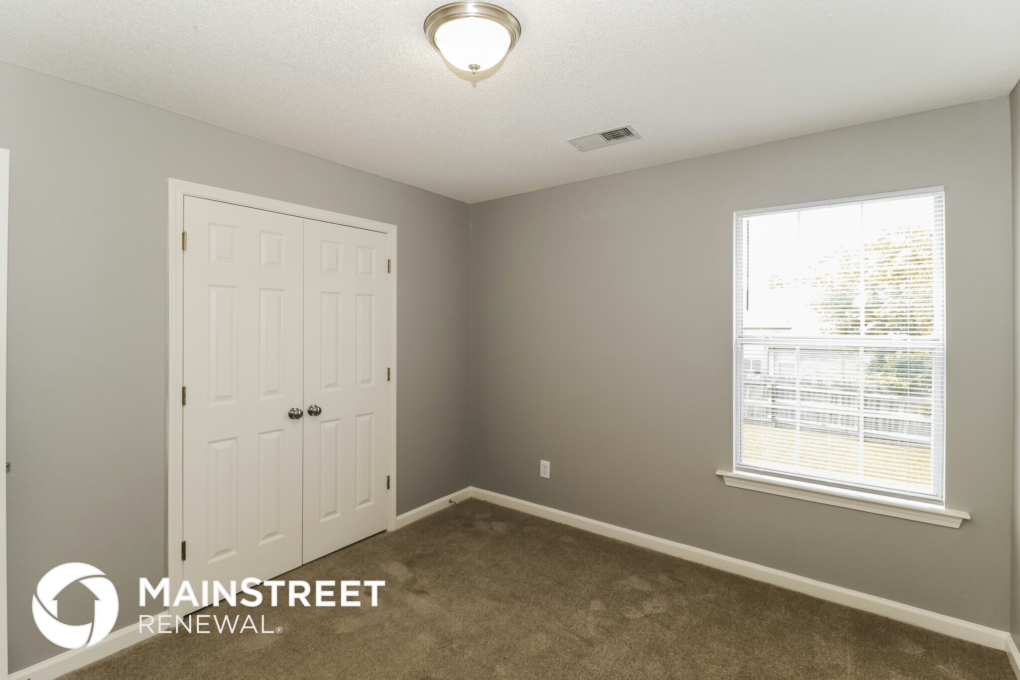 Building Photo - 9762 Misty Pine Dr