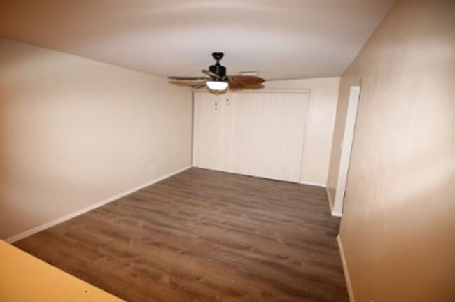 Building Photo - Beautiful Eastside Home