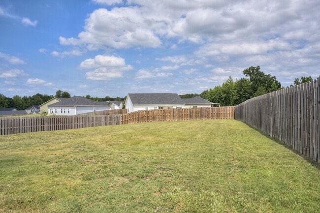 Building Photo - 311 Koweta Way