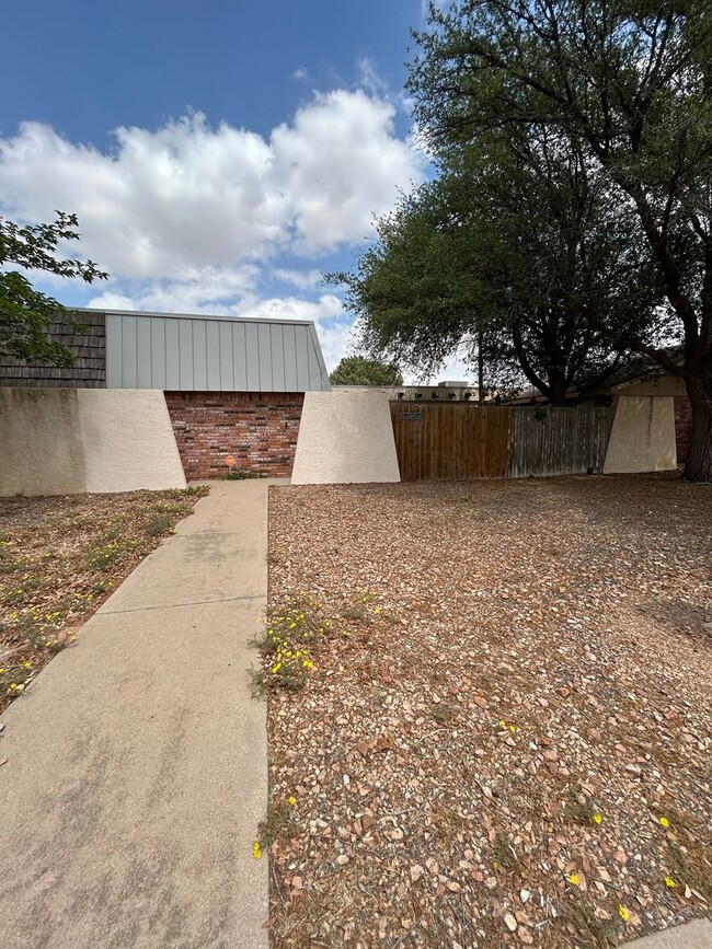 Primary Photo - Beautiful Patio Home