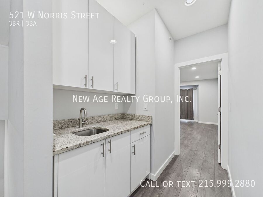 Building Photo - 521 W Norris St