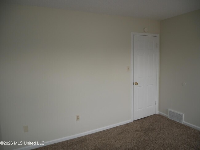 Building Photo - 8061 Martha Ann Ln