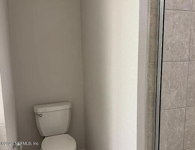 Building Photo - 378 Brandon Lks Dr