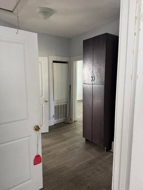 Building Photo - 6585 Voorhees Rd