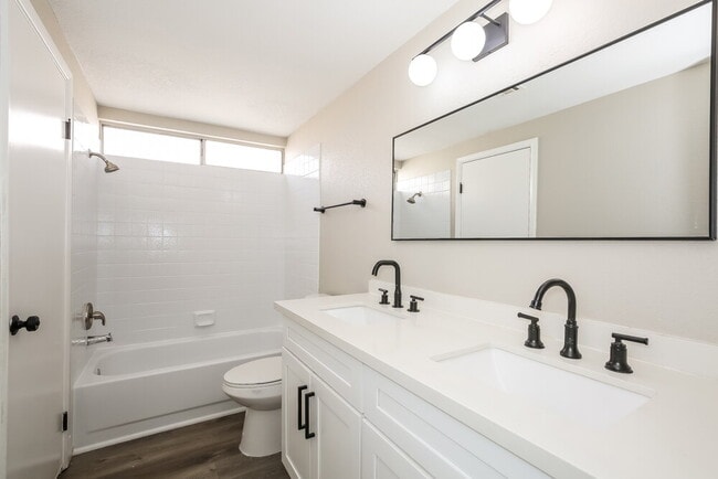 Building Photo - 7231 Nordic Lights Dr