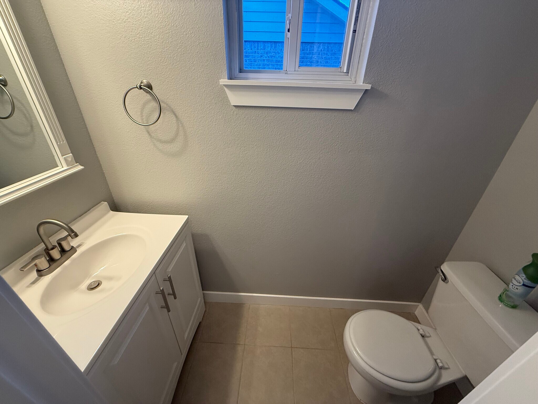 Powder Room - 4054 S Himalaya Way