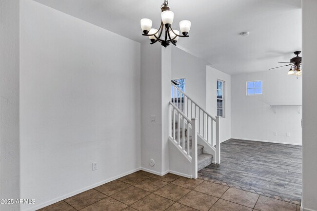 Building Photo - 10132 E Isleta Ave