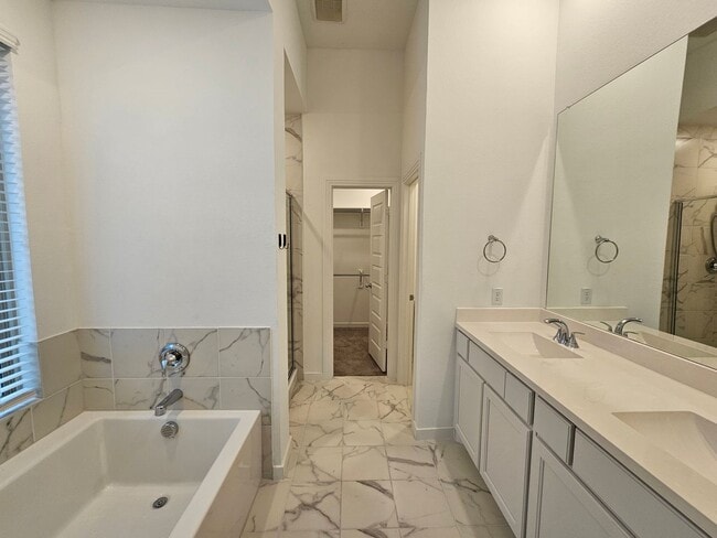 Building Photo - Available now ready for immediate move in  Heartland, TX