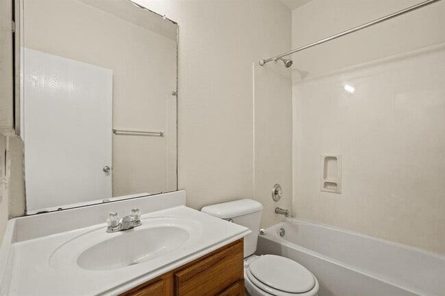 Building Photo - 11331 Canyon Shore Dr