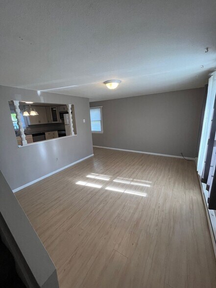 Building Photo - 29 Beauregard St