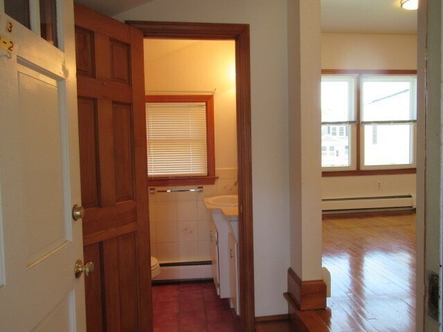 Building Photo - 43 Pleasant St