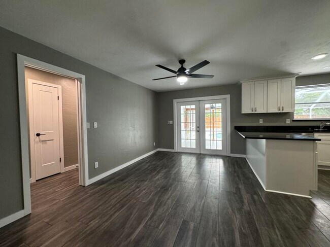 Building Photo - 3/2 Ormond Beach Pool Home