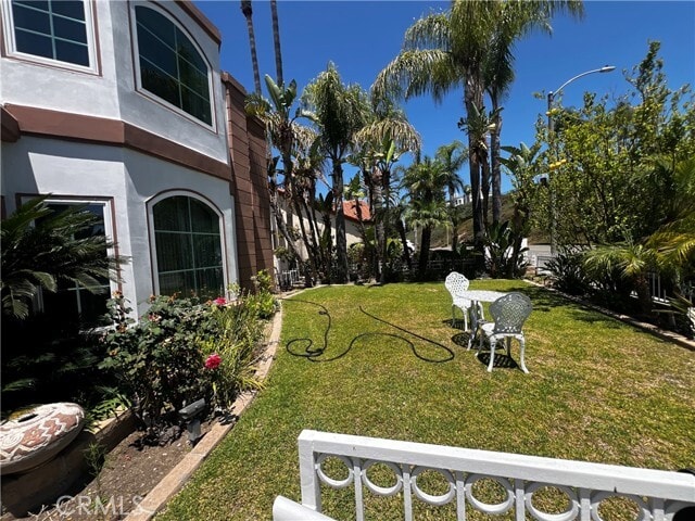 Building Photo - 2720 N villa real Dr