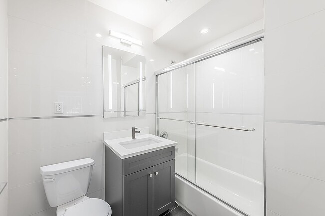 Building Photo - 23-23 30th Rd