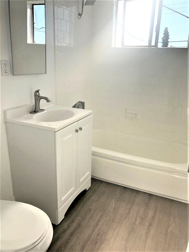 Building Photo - 12521 Lakewood Blvd