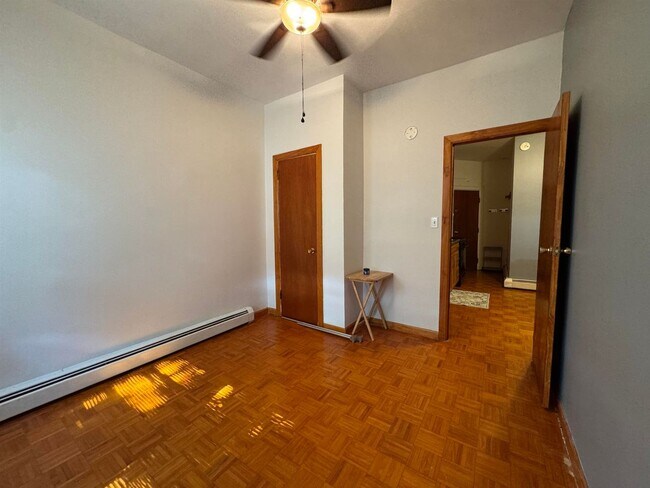 Building Photo - 452 Ave E