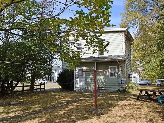 Building Photo - 1904 Arlington Ave