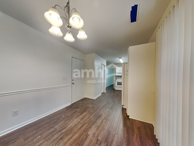 Building Photo - 1512 Birkdale Ct