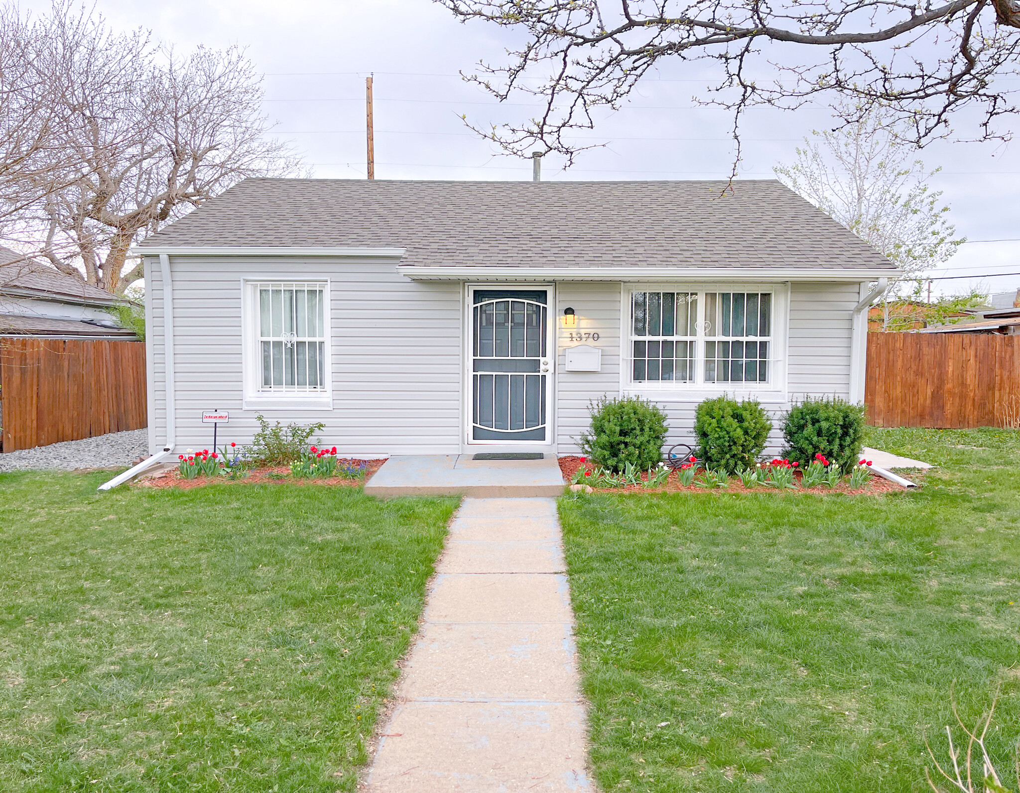Building Photo - 1370 Quitman St