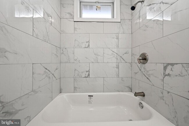 Building Photo - 7515 Pleasant Way
