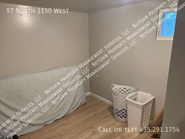 Building Photo - 97 N 1150 W