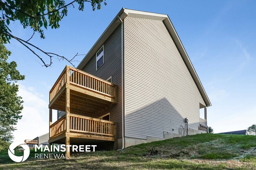 Building Photo - 6503 Buisson Ln