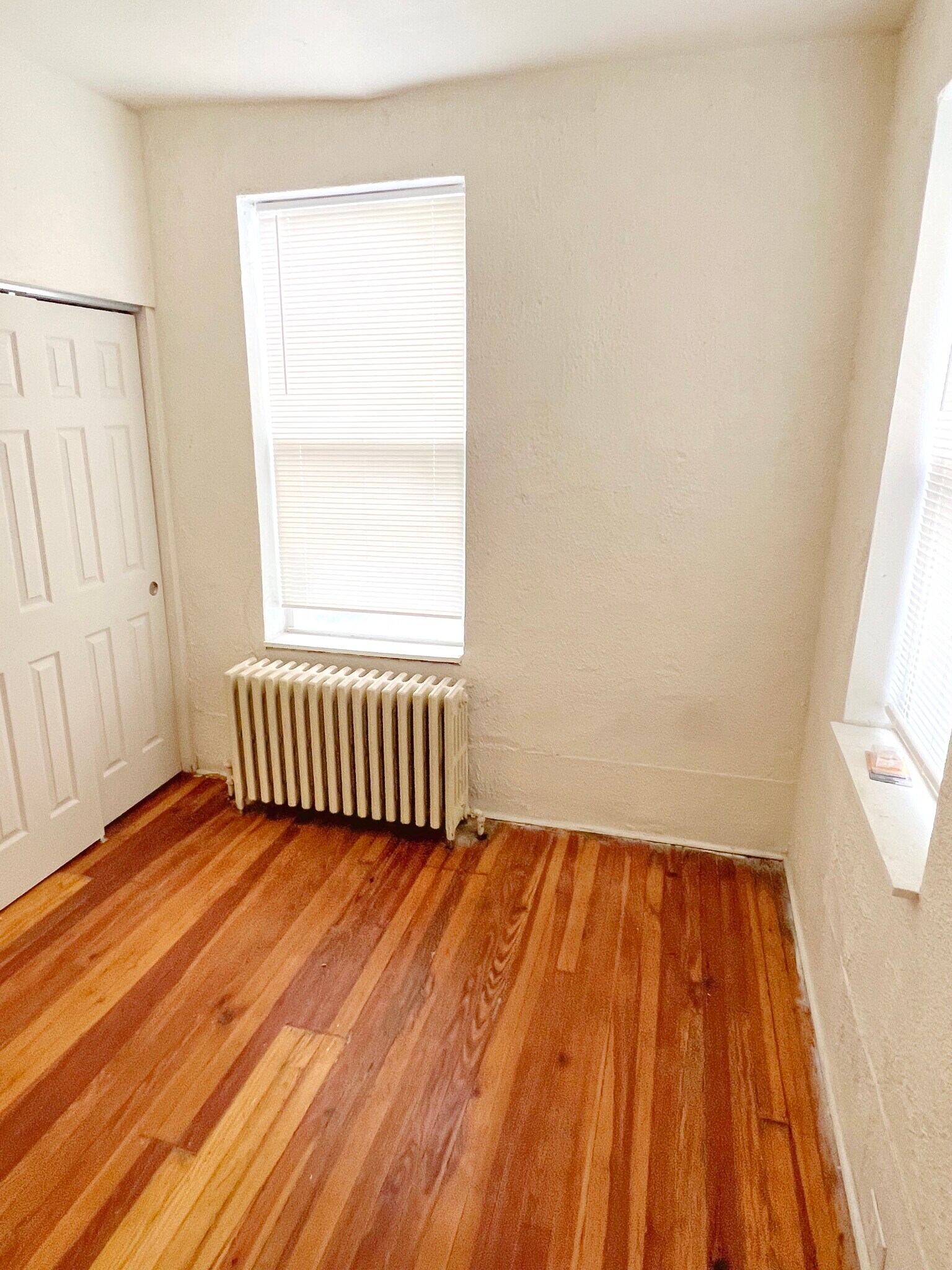 Building Photo - 2413 S 64th St