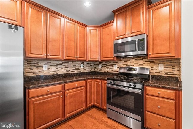 Building Photo - 6511 Walcott Ln