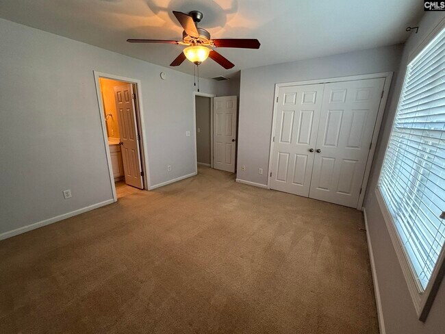 Building Photo - 739 Garden Forest Road