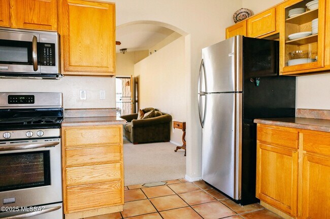 Building Photo - 1651 N Pima Ct