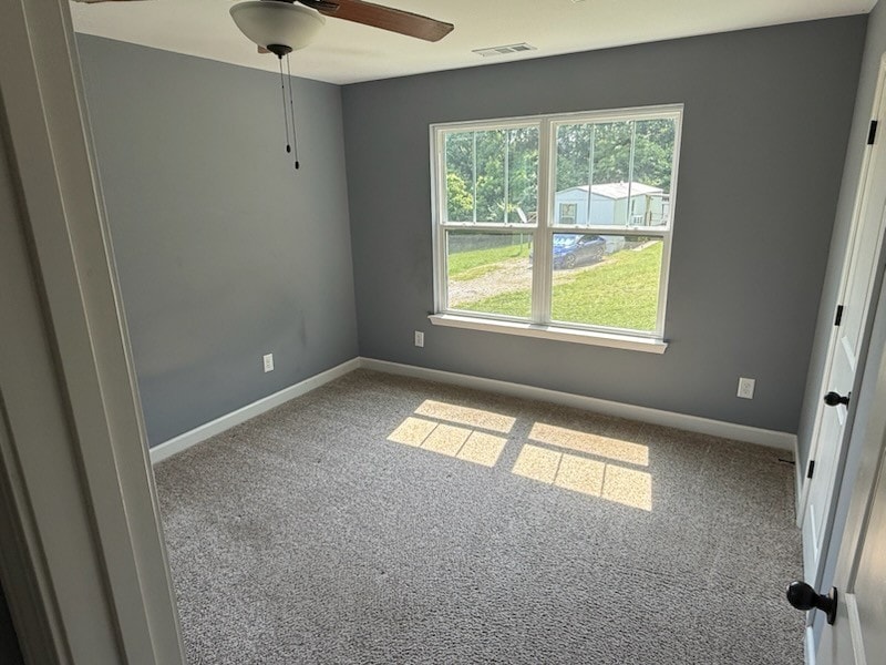 Building Photo - 14 Jones Ln