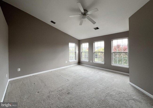 Building Photo - 13611 Acorn Hunt Pl