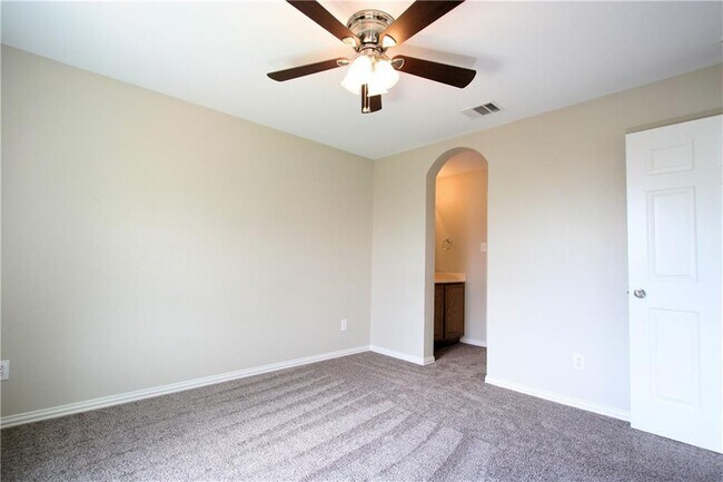 Building Photo - 2502 Elkhorn Ranch Rd