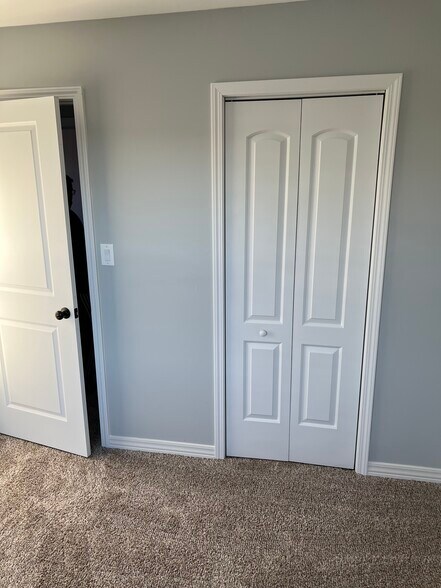 Building Photo - 1916 Beech St