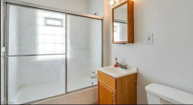 Building Photo - 14300 Darwin Ave