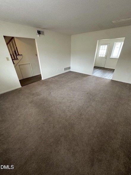 Building Photo - 2365 Champion Ct