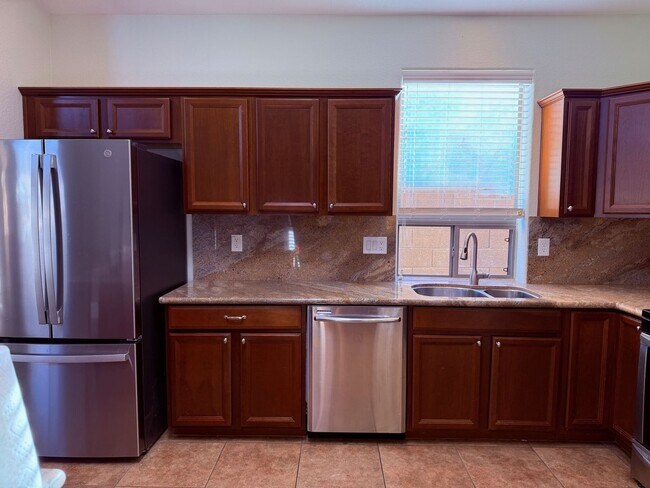 Building Photo - 18252 W Buena Vista Dr