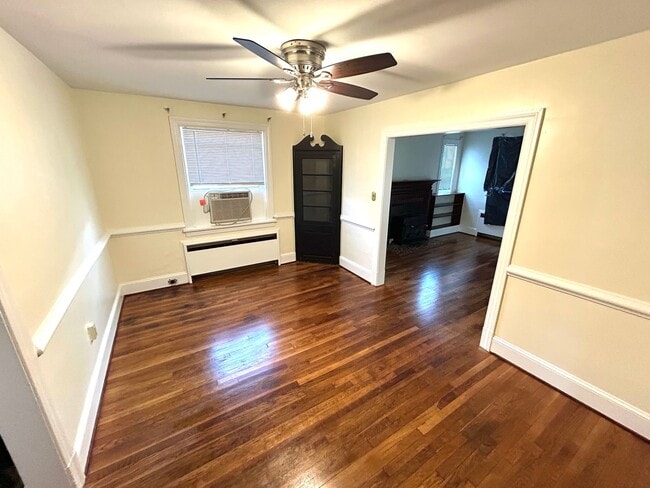 Building Photo - 2812 Groveland Ave