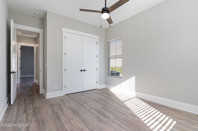 Building Photo - 2108 Stonecrest Dr NW