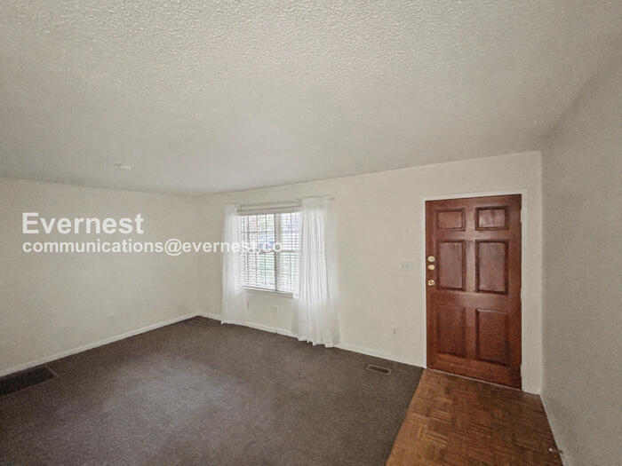 Building Photo - 159 Colony Cir