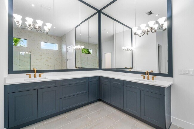 Building Photo - 13393 Artisan Cir