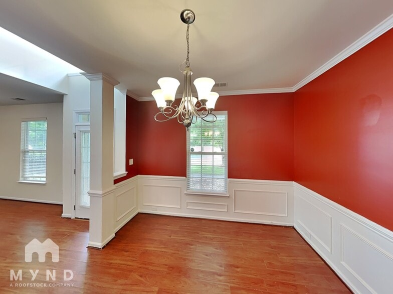Building Photo - 15802 Herring Gull Way