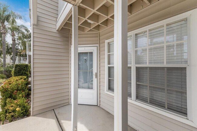 Building Photo - 850 S Tamiami Trl