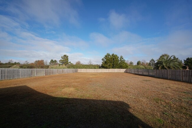 Building Photo - Available Soon!