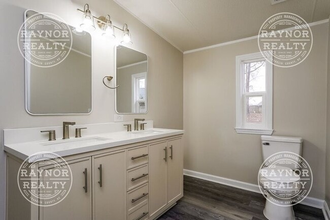 Building Photo - 2009 Mooregate Ct