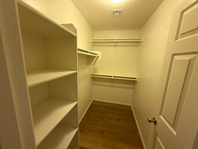 Building Photo - 6829 E San Tan Way