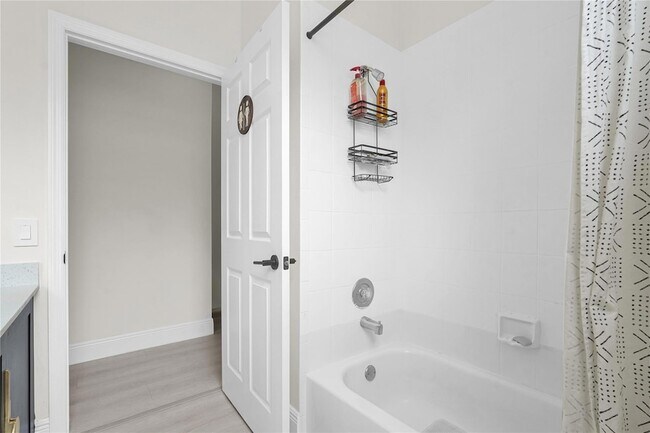 Building Photo - 6386 NW 78th Pl