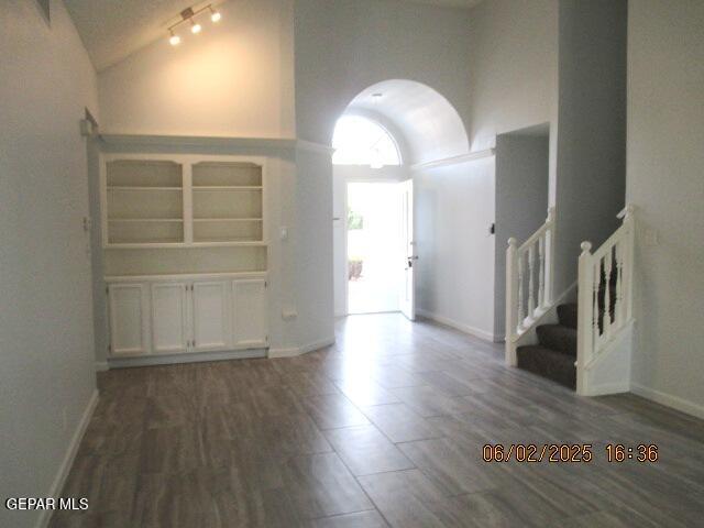 Building Photo - 525 Rosinante Rd